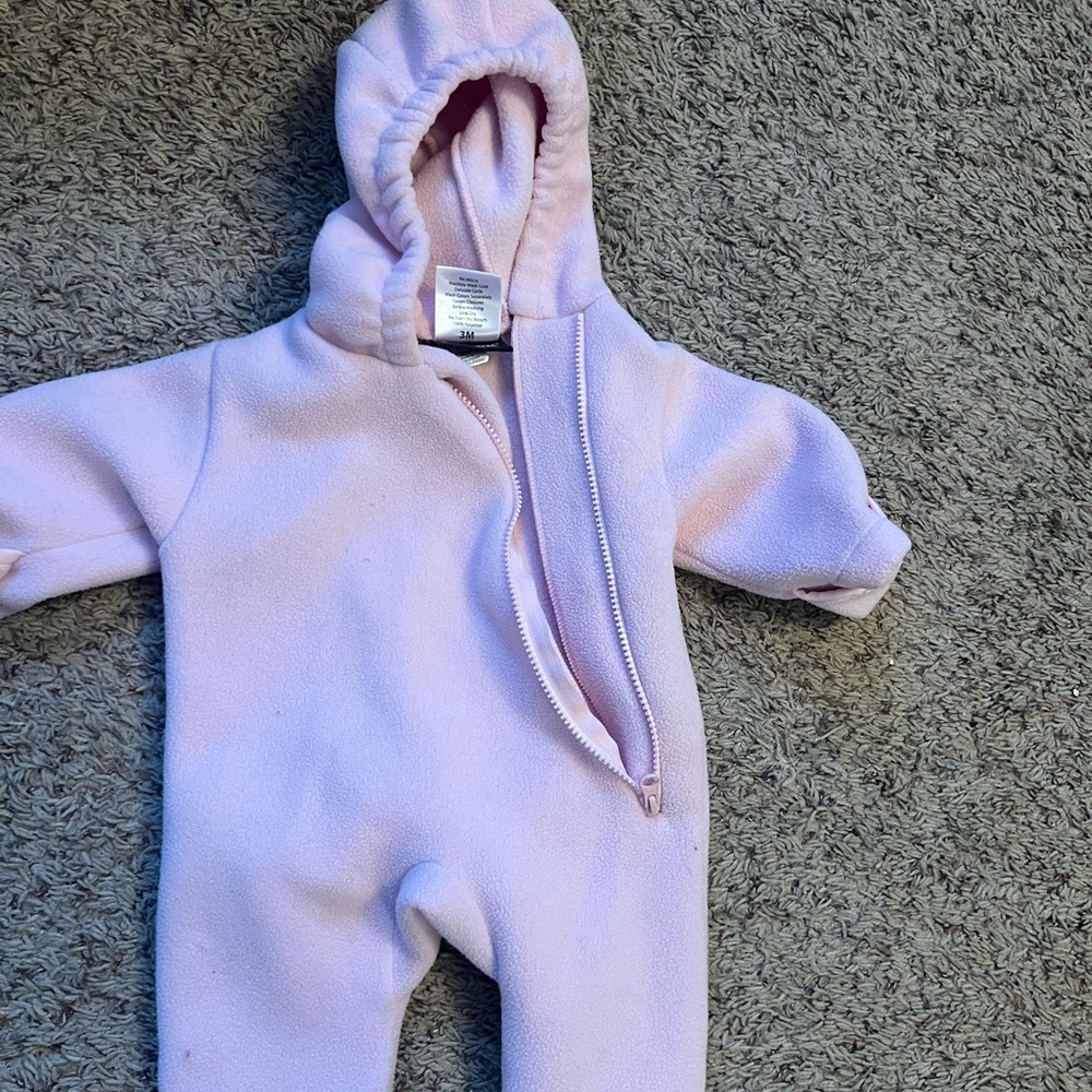 3 month used baby girl widgeon bunting